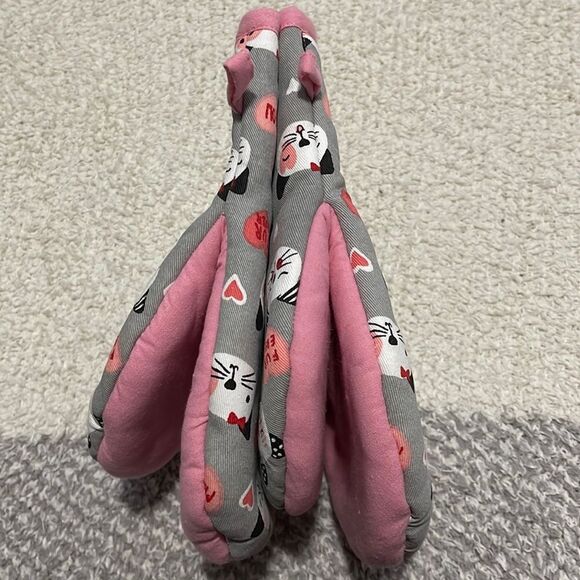NWT- Hello Love. Three Kitchen Towels & a pair of mini oven mitts. Kitty Themed - Picture 6 of 8